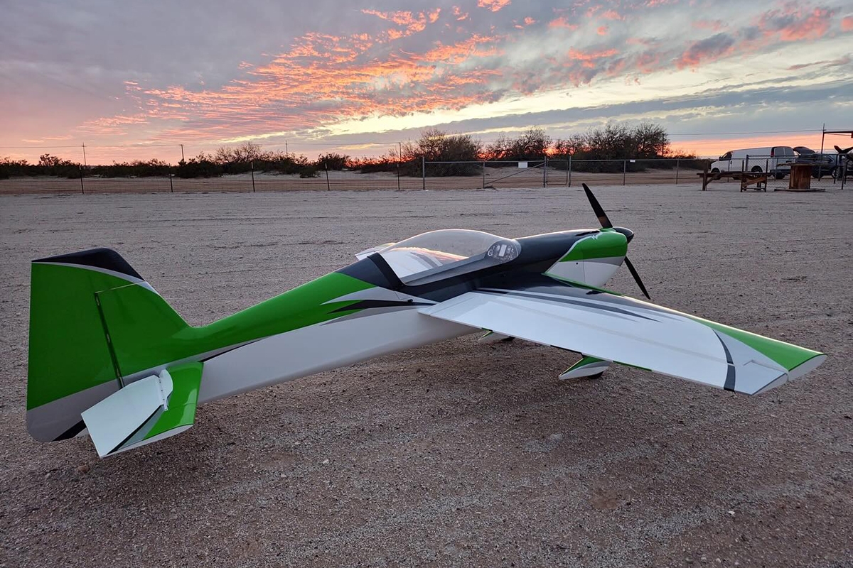106" Raven DT ARF - zelená