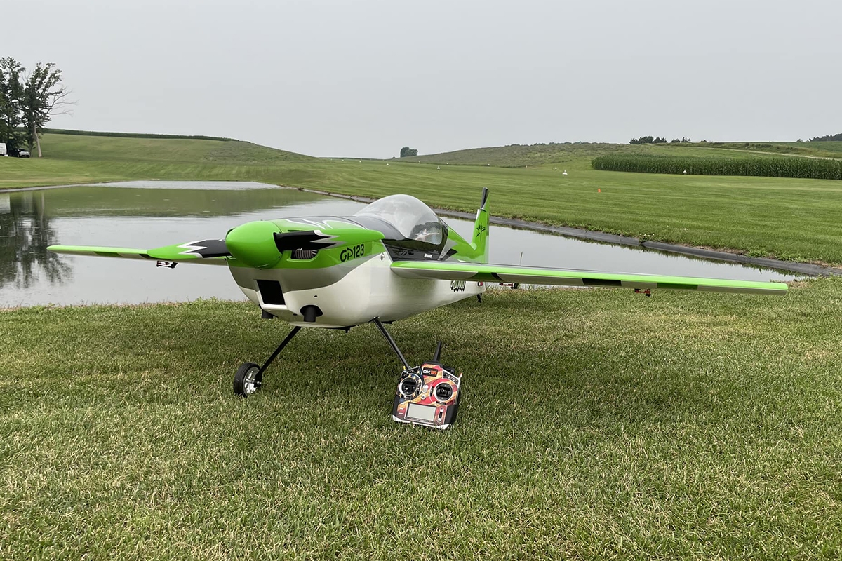 106" Raven DT ARF - zelená