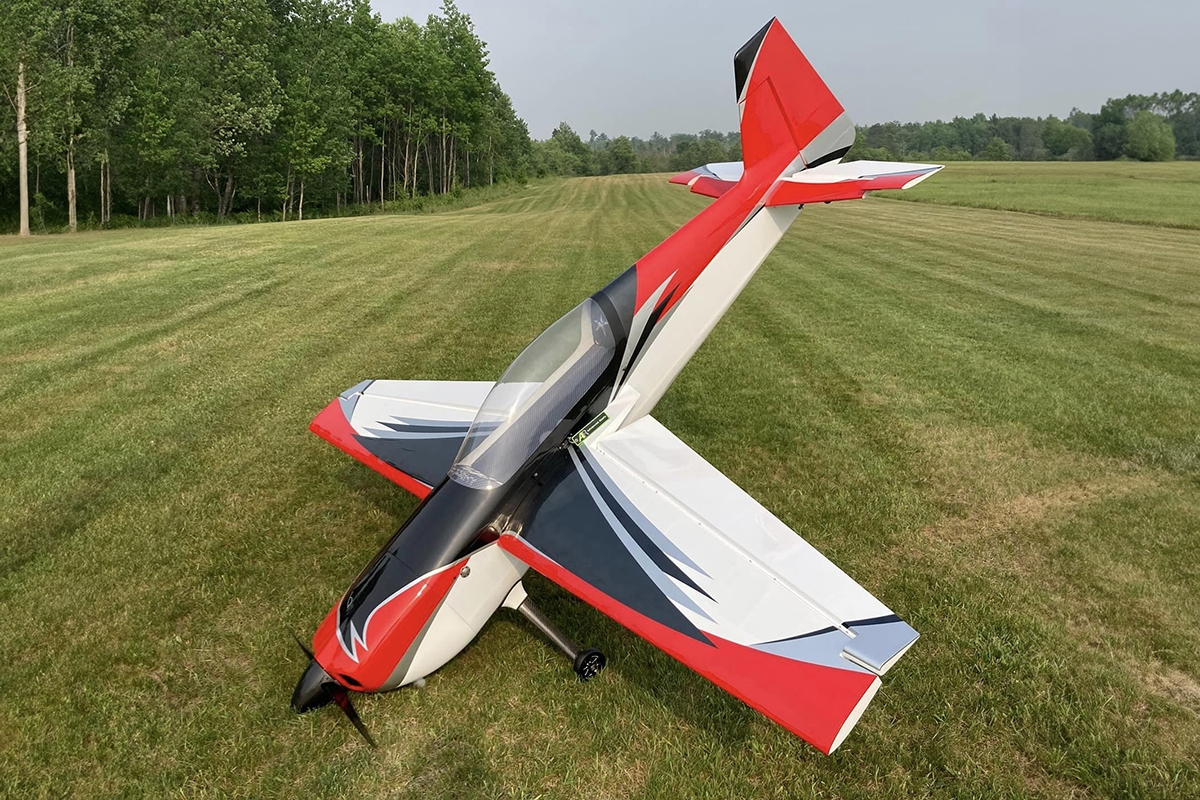 106" Raven DT ARF - červená/černá