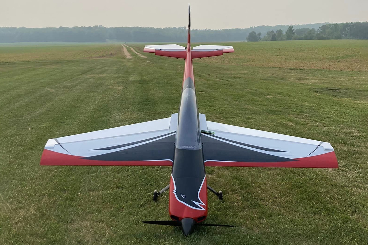 106" Raven DT ARF - červená/černá