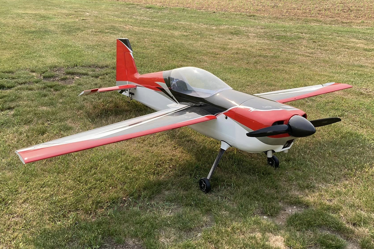 106" Raven DT ARF - červená/černá
