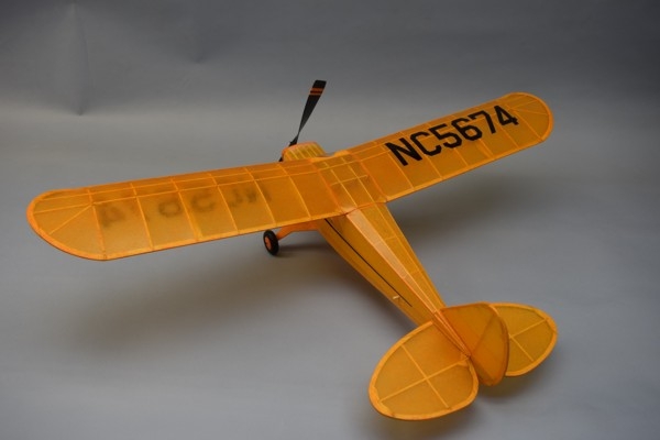 Piper J4-E "Cub Coupe" 762 mm laser. vyřezávaný