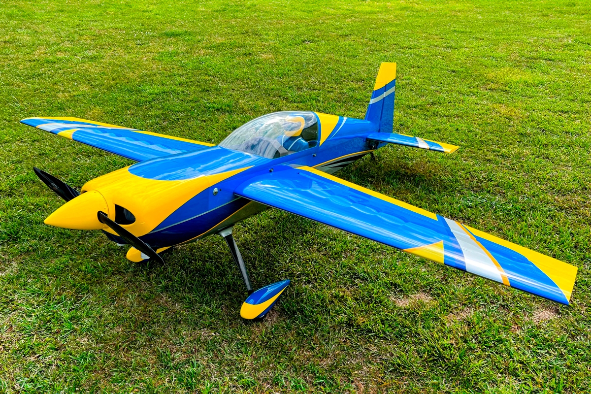 104" Edge 540T Modrá/Žlutá 2,64m