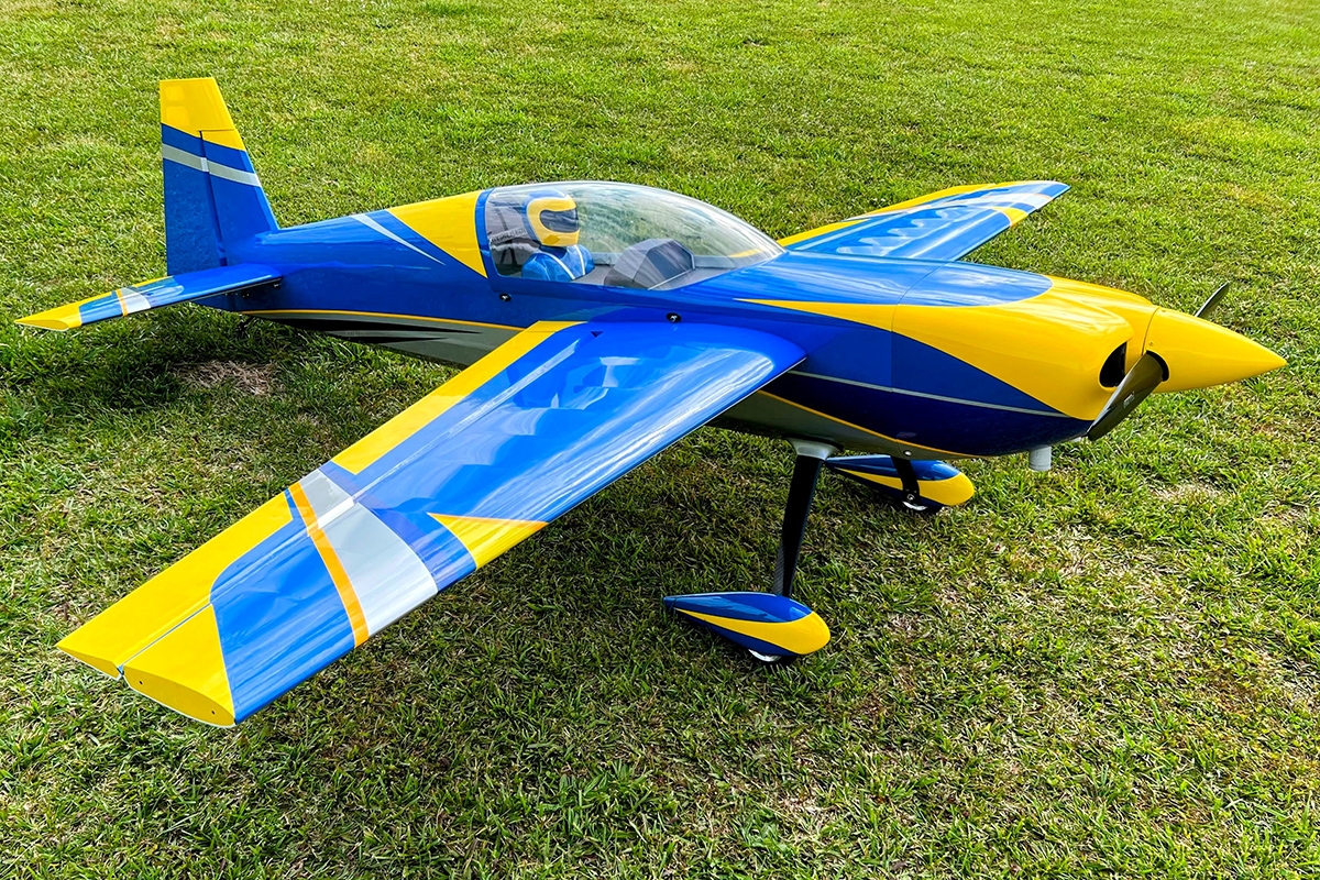 104" Edge 540T Modrá/Žlutá 2,64m