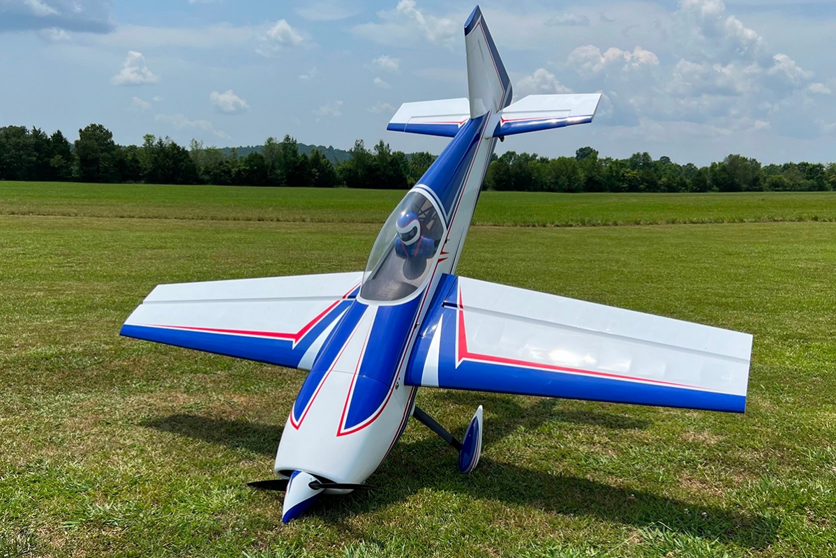 104" Extra 260 - Modrá/Bílá 2,64m