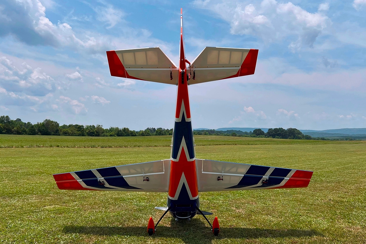 104" Extra 260 - Oranžová/Modrá 2,64m