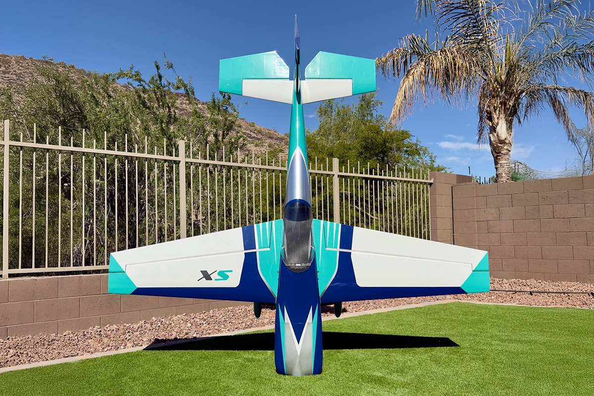103" Extra SX ARF - modrá 2,61m