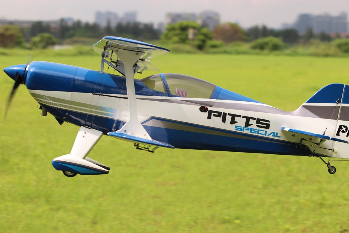 73" Pitts S2B Modrý (1,85m)
