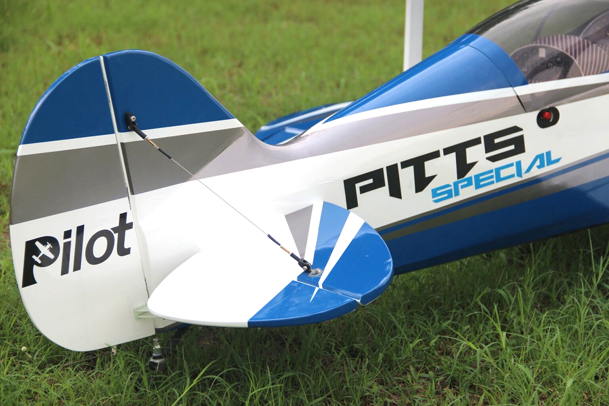 73" Pitts S2B Modrý (1,85m)