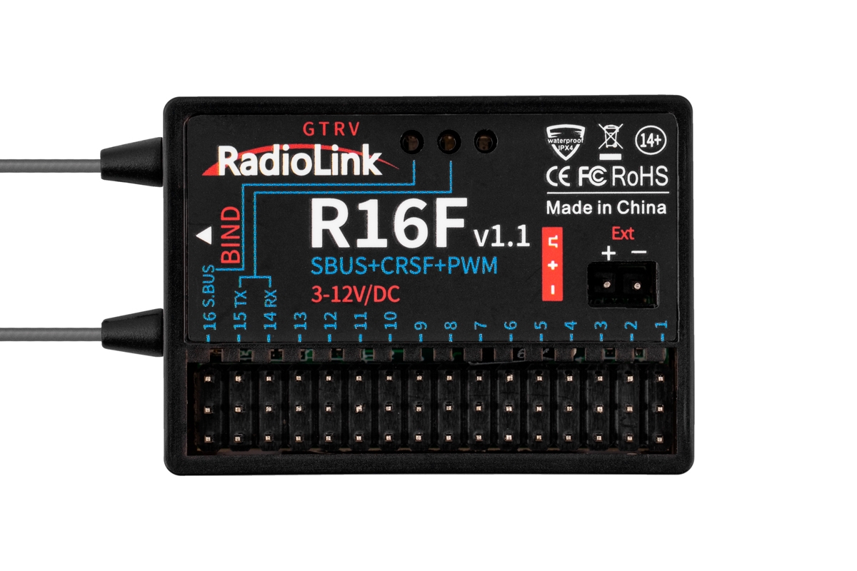 Vysílač T16D s přijímačem R16F