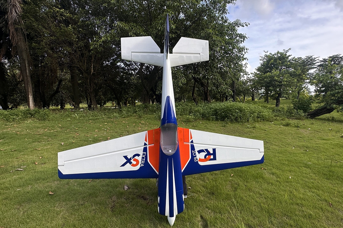 90" Extra 330SX (2,29m) 60cc Oranžovo-Modrá