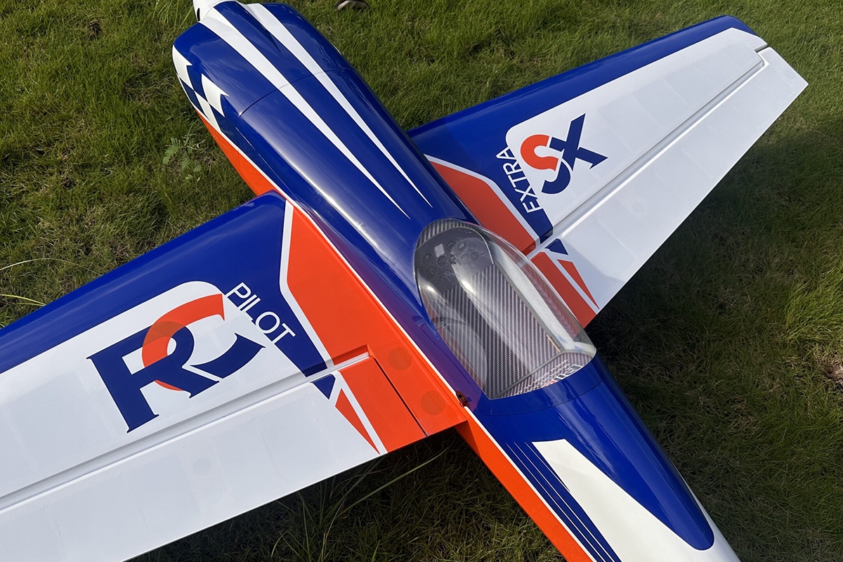 90" Extra 330SX (2,29m) 60cc Oranžovo-Modrá