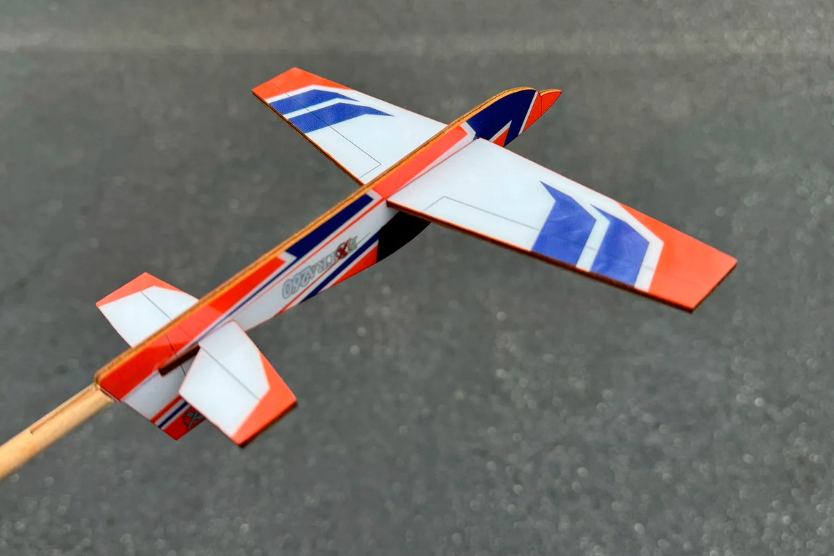 Stick plane - Extra 260 Oranžová
