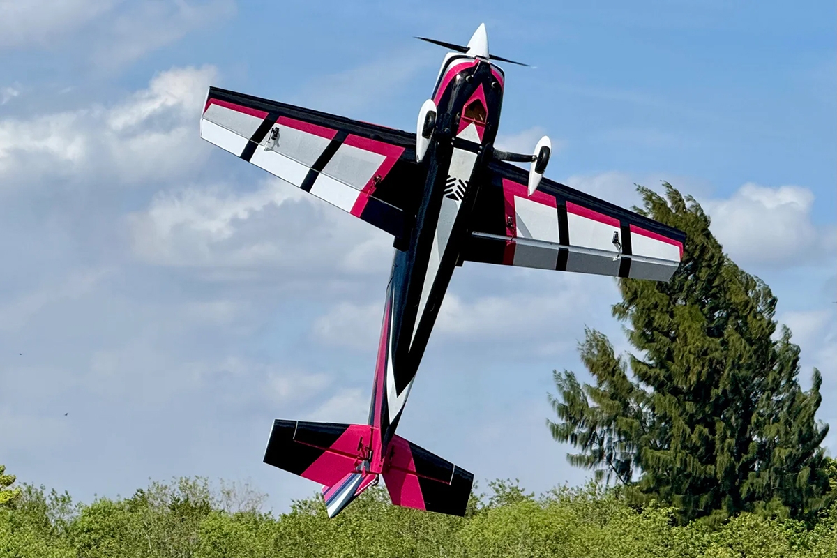 104" Extra NG V3 - Růžová/Bílá 2,64m
