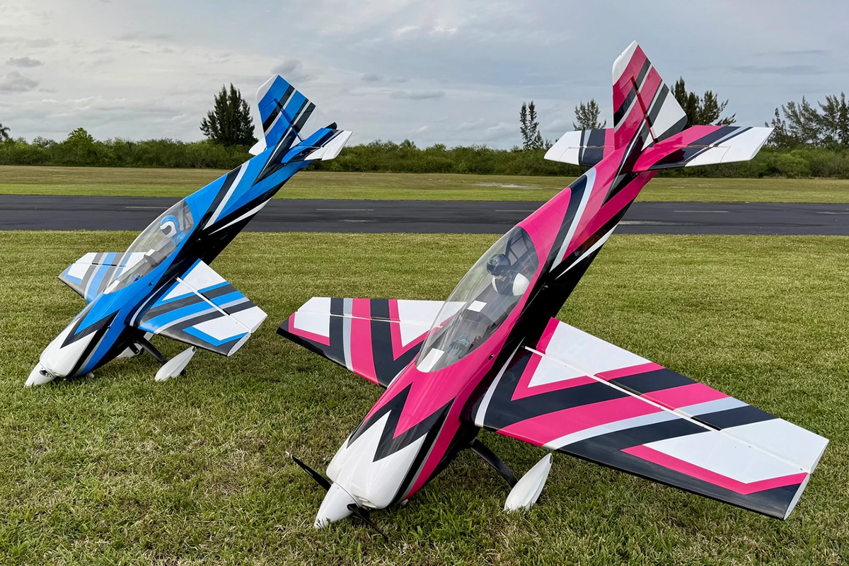 104" Extra NG V3 - Růžová/Bílá 2,64m