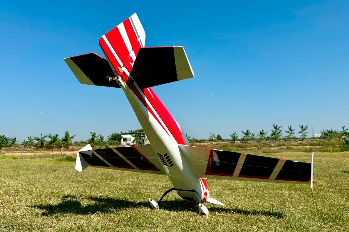 49" Extra NG Červená/Bílá 1,24m