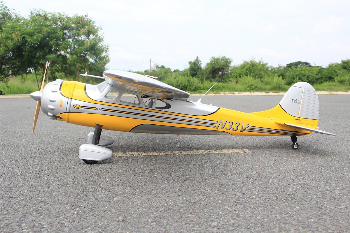 Cessna 195 2,28m Žlutá