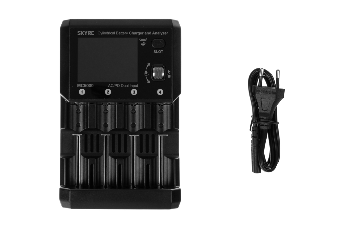SKY RC MC5000 Nabíječ a analyzér cylindrických baterií