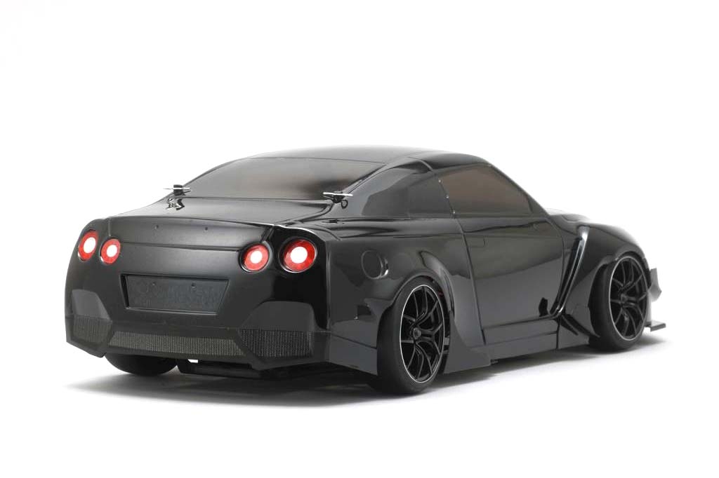 Yokomo čirá karoserie GReddy R35 SPEC-D (základní polep)