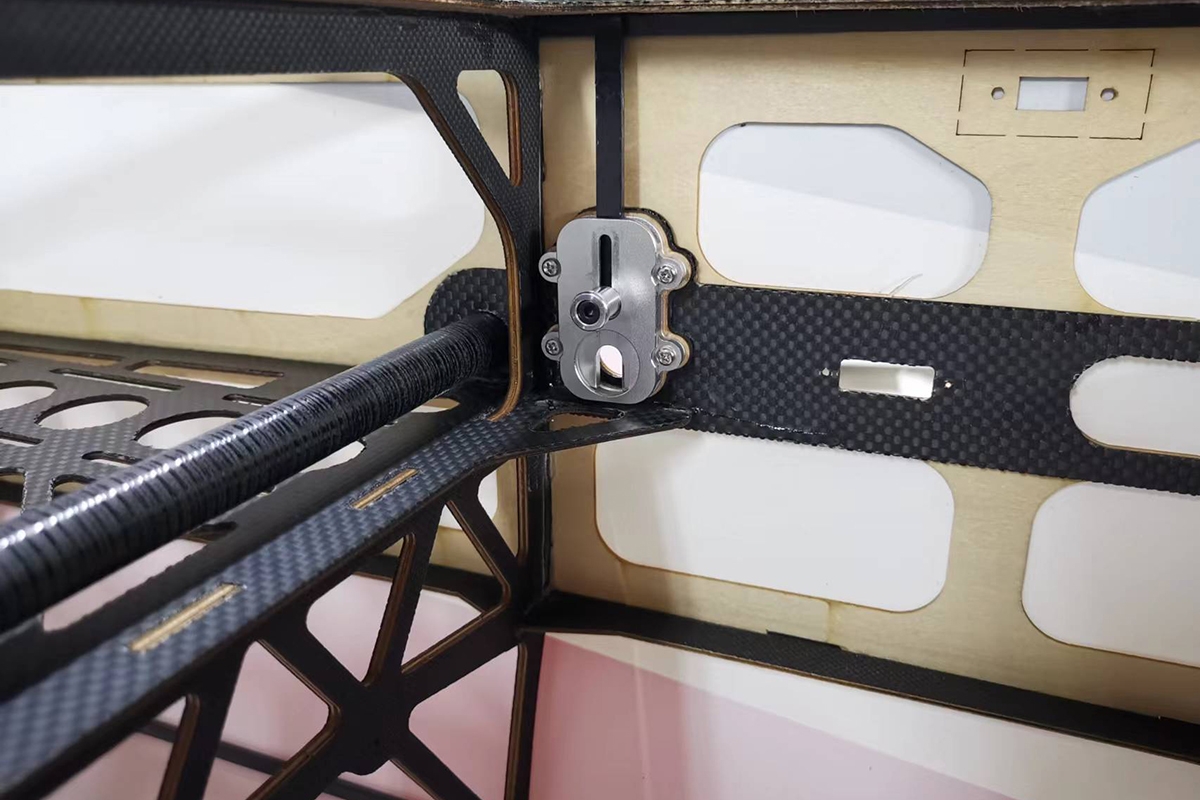 125" Extra 300 V4 Plus - Zelená/Bílá 3,35m