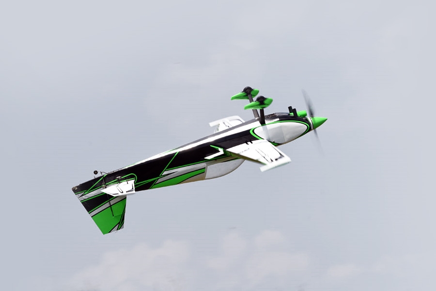 106" Edge 540 ARF - červená 2,69m