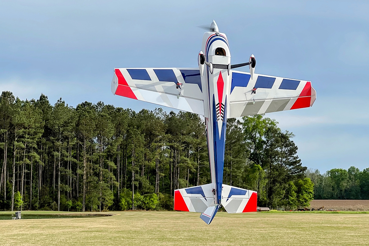 67" Extra 260 Modrá/Bílá 1,7m