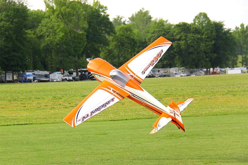 93" Laser 230z ARF - oranžová