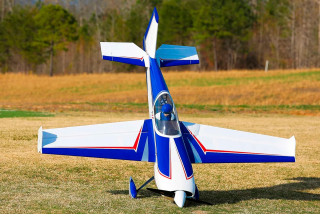 88" Extra 260 Modrá/Bílá 2,23