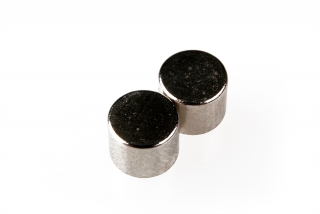 MAGNET SET D5 x 4mm (2ks)