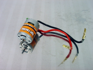 RM-18 21 závitový motor (Recon 1/18)