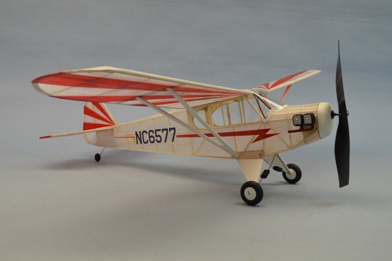Piper "Clip Wing" Cub 762mm laser. vyřezávaný