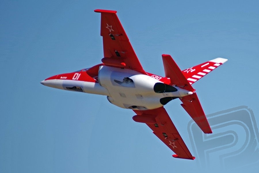 YAK-130 EDF70mm 880mm ARF