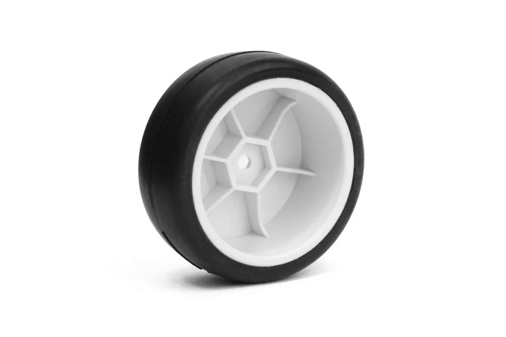 Hot Race sh. 36, 1/10 bezd. pneumatiky nalepené pro koberec 4ks.