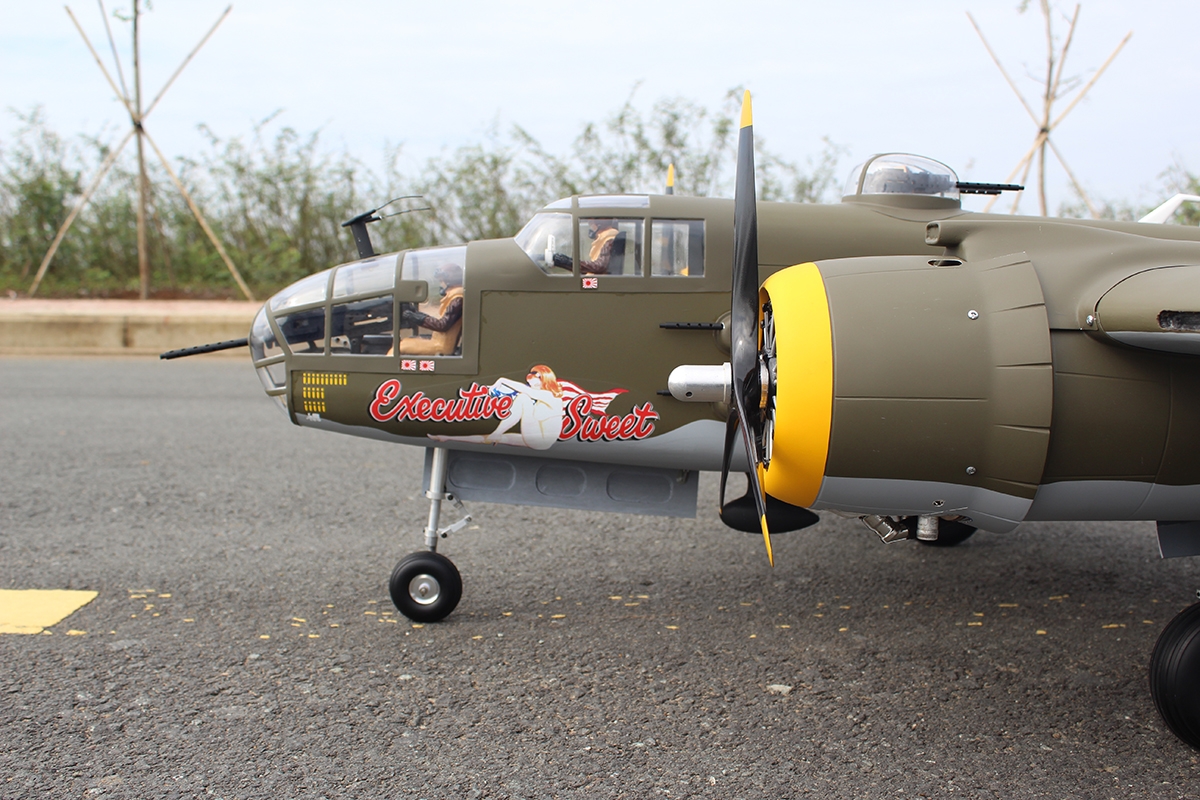 Mitchel B-25 2,41m (Zatahovací podvozek)