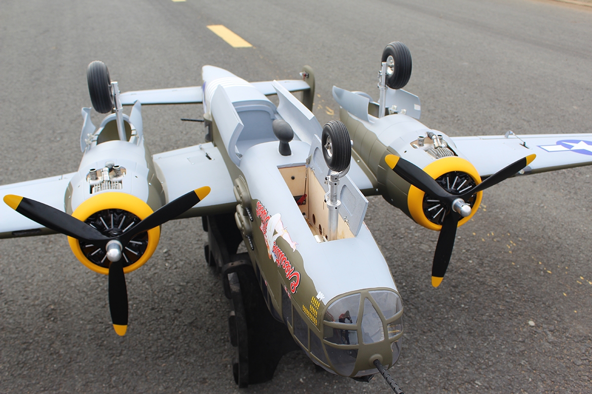 Mitchel B-25 2,41m (Zatahovací podvozek)